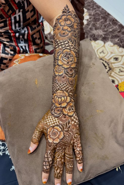 Showcase by Saniya Mehendi Artist