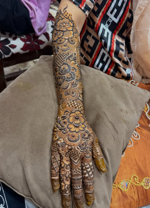 Showcase by Saniya Mehendi Artist