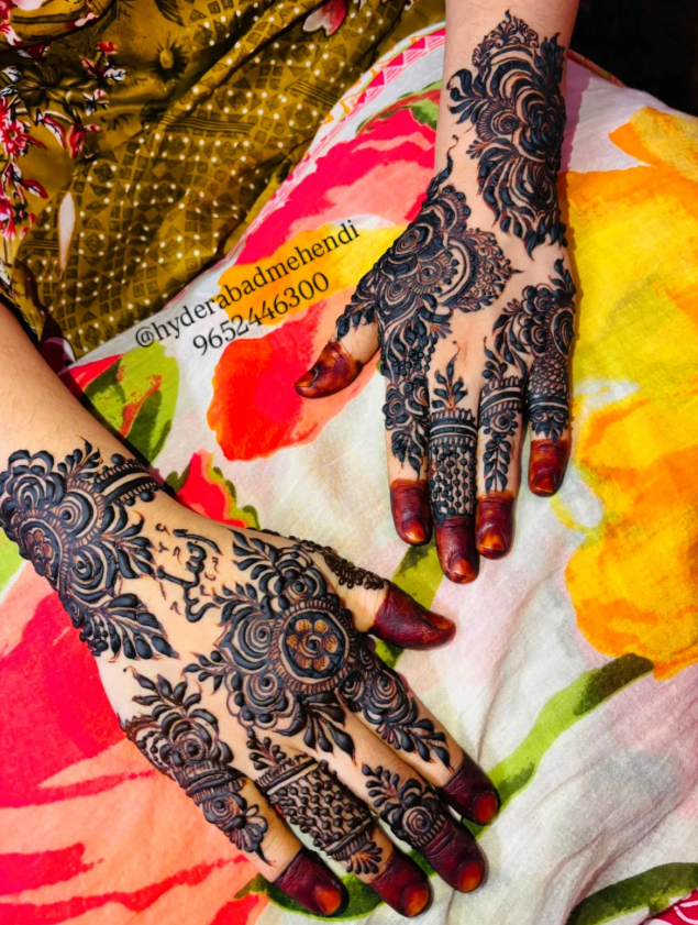 Showcase by Ayesha Shaik Mehendi Artist